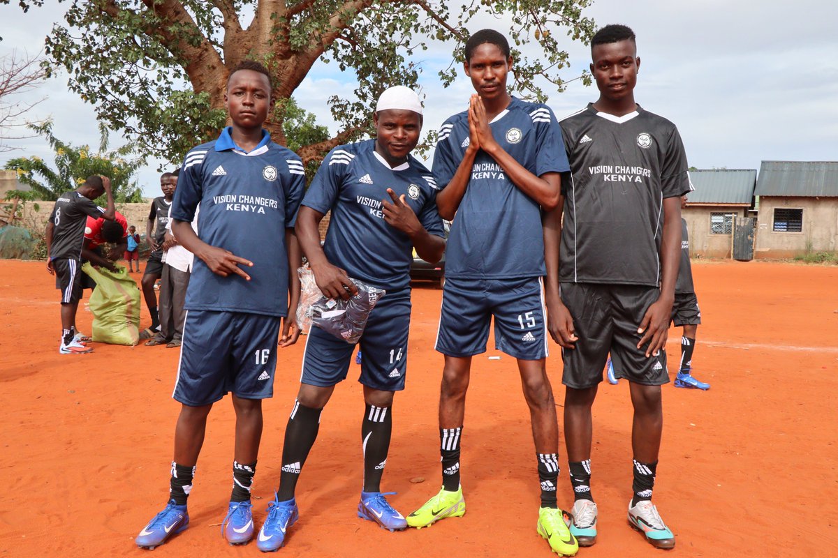ChangersKenya's tweet photo. Through tournaments, sports festivals, and mentorship sessions, young people learn values of respect, resilience, fair play, and active citizenship. 🌍
#YouthEmpowerment #SportsForDevelopment https://t.co/6x8PLyikuO