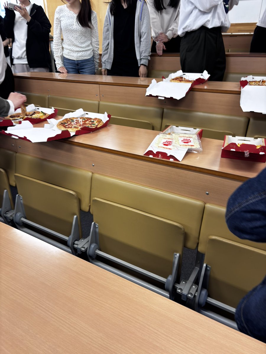 keience401's tweet photo. 卓越大学最高の瞬間 https://t.co/secgLcyqHy