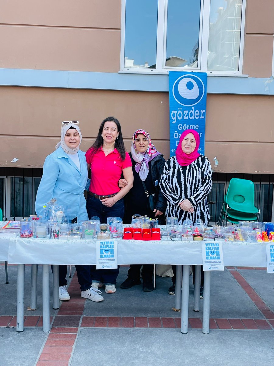 Goz_Der's tweet photo. Engelliler Haftası kapsamında bugün AKA Koleji’ndeyiz.
Başta AKA Koleji yönetimi olmak üzere, öğretmenlerine, duyarlı öğrencilerine ve gönüllümüz Ayşe Yurtsever’e göstermiş oldukları ilgi, destek ve duyarlılık için gönülden teşekkür ederiz.
#akakoleji  #gözder #engellilerhaftası https://t.co/YzX0plIv8J
