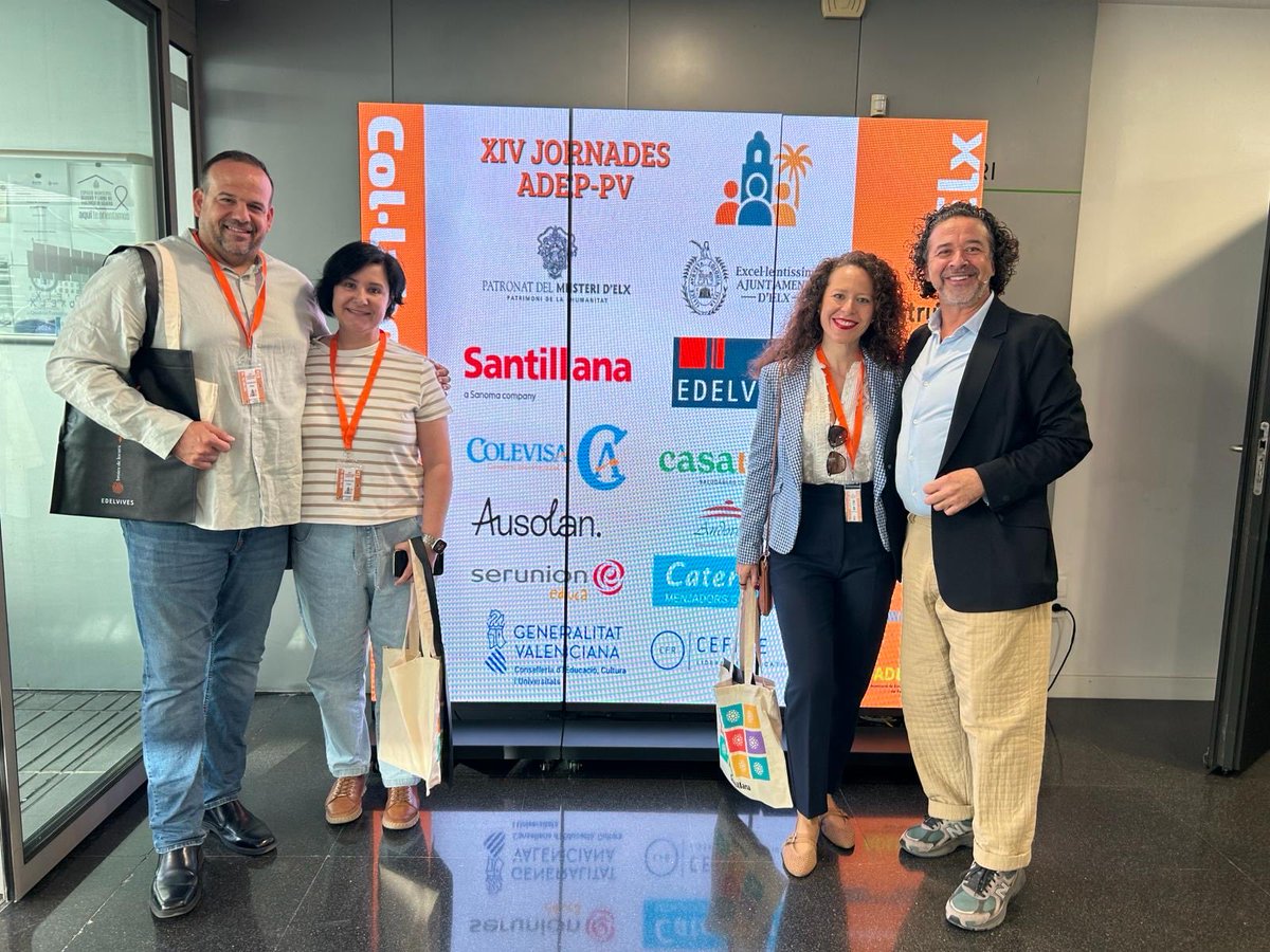 AEDDEX_'s tweet photo. Presidente y  secretaria representando a Aeddex en el congreso autonómico de la Comunidad Valenciana celebrado en Elche, en la q han representado a Extremadura en una mesa redonda sobre la profesionalización de la función directiva y la situación particular de cada comunidad! https://t.co/QieGTaKLZB