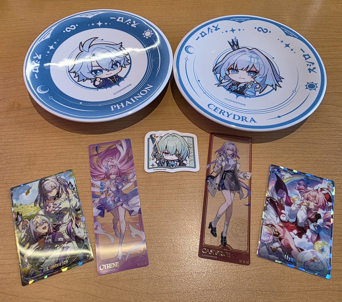 スタレ×スシローコラボ第2弾！ カード、すし皿、クリアしおりのシク