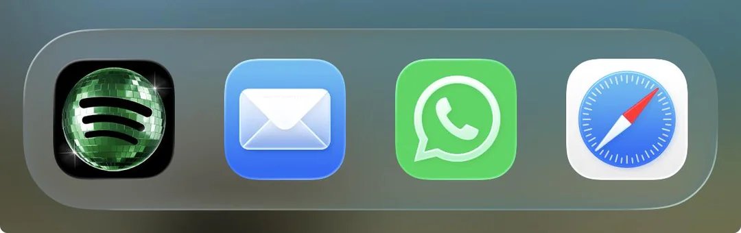 nactarum's tweet photo. Ekranınız çatlak ya da bozuk değil, Spotify'ın logosu kötü. https://t.co/e5Lsvz3OkE