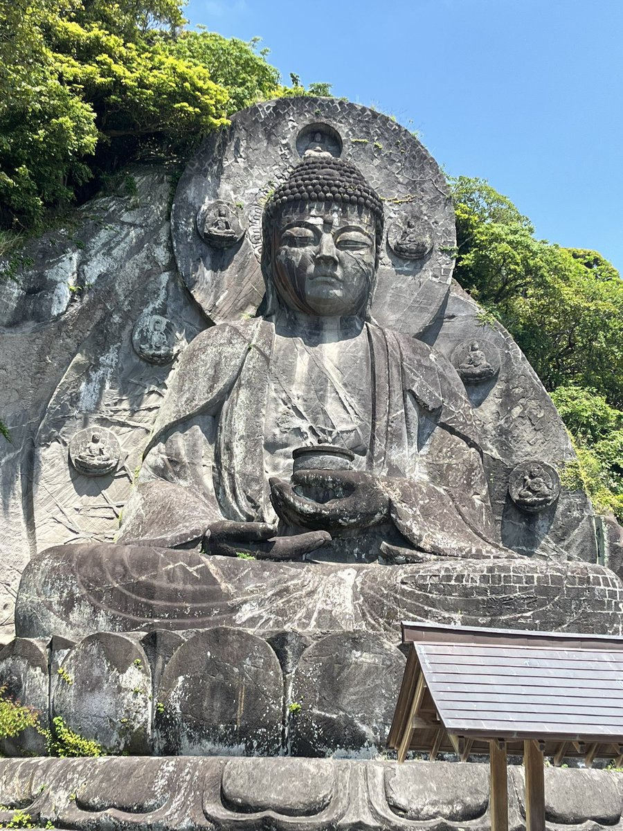大仏さま✨江戸時代に造られたものは岩の亀裂で崩落&荒廃💦現在のは
