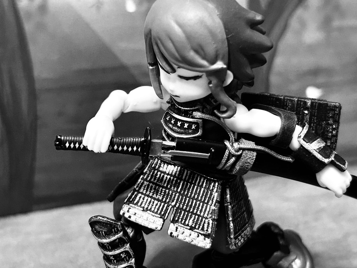 naraka911's tweet photo. #ナフサ不足に対応してモノクロ画像を貼る
#ガシャポンクエスト
#リンクトラベラーズ https://t.co/1gSmFfB5bf