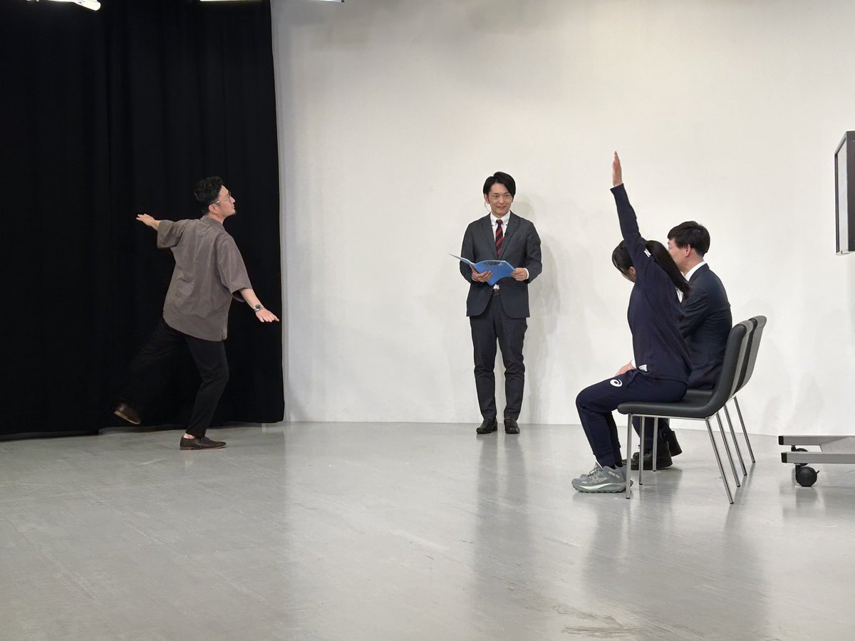 jsports_figure's tweet photo. ⛸️✨KENJIの部屋に
#中井亜美 選手、#中庭健介 コーチが登場！たっぷりとお話しを伺いました。

ジェスチャーゲームにも挑戦いただきました。

配信ページはこちら👇
https://t.co/1nsuAyKHoj… https://t.co/TW8OMCyobO