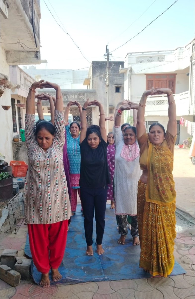 AAMagarva's tweet photo. Yog session AAM AGARVA https://t.co/cIWtZaLRxj