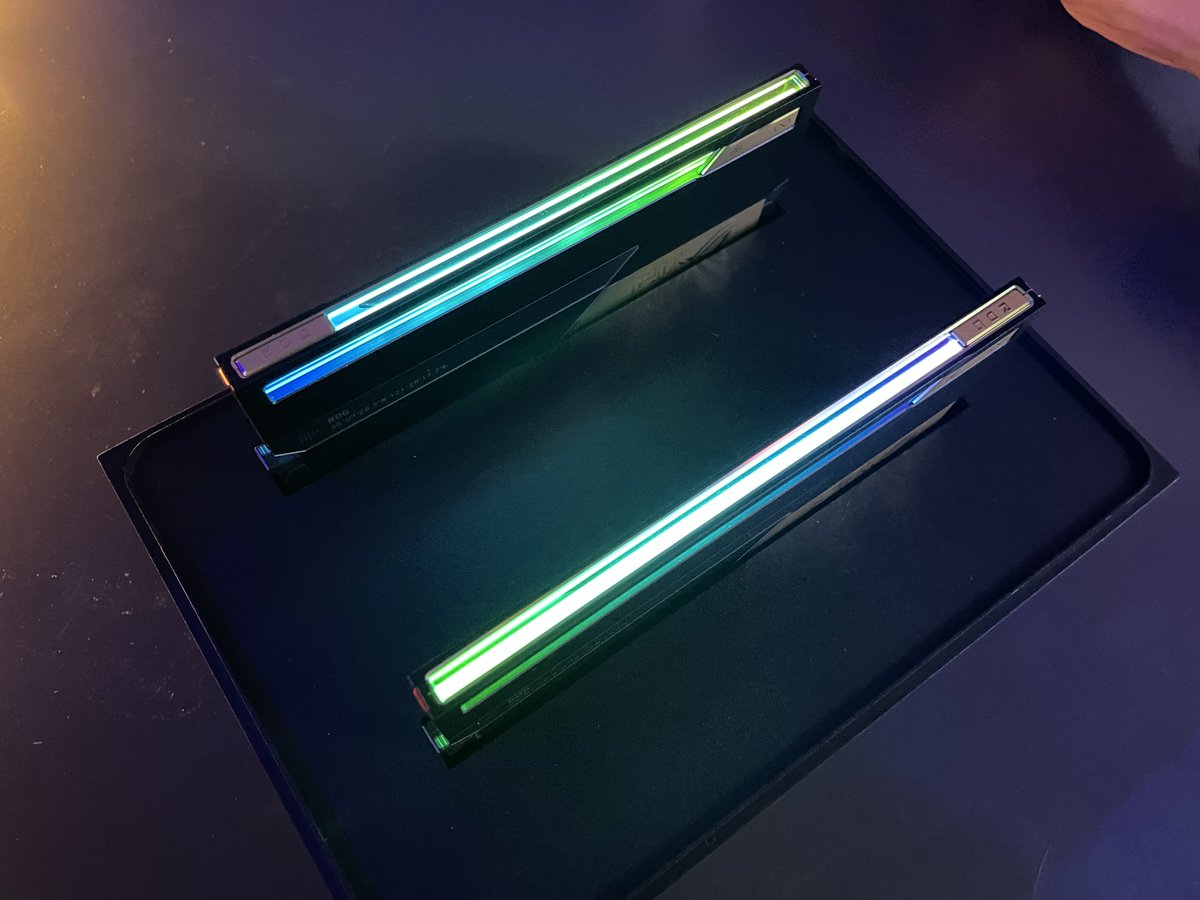 孤城Hardware tweet media