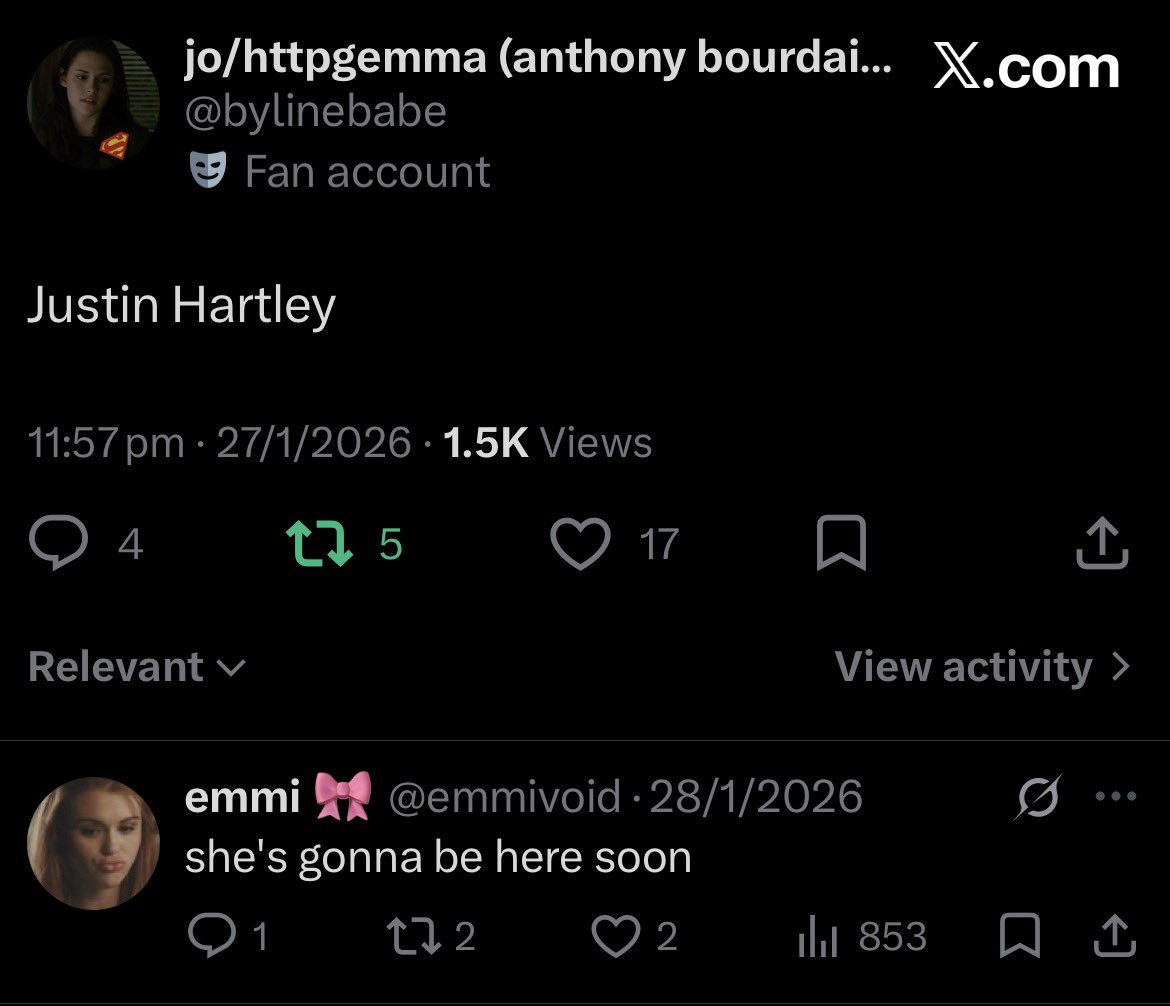 jo/httpgemma (anthony bourdain summer) tweet media