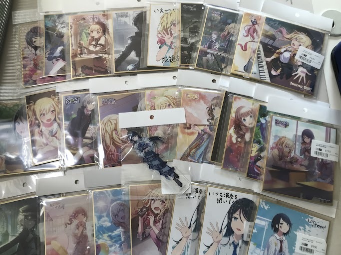 らしんばん岡山に『＃プロジェクトセカイ』のミニ色紙がズラリと勢揃い