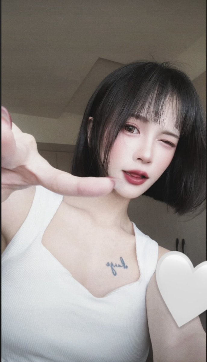egg_0304's tweet photo. 短髮派還是長髮派😢 https://t.co/f7lwv7KxOd
