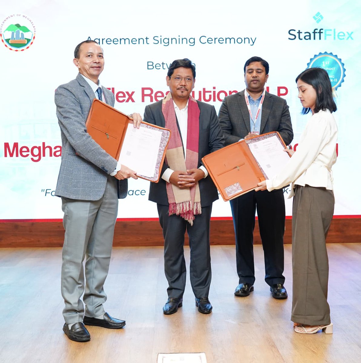 MeghalayaGov's tweet photo. Agreement #SigningCeremony between #StaffFlex Resolutions LLP and the #Meghalaya Technology Parks Society for the leasing of space at #ShillongTechnologyPark – II @DiprMeghalaya HCM @SangmaConrad @CMO_Meghalaya @ITC_Meghalaya @nasscom (https://t.co/0Ak4Q5IOcW) https://t.co/LNe1qNCTGd