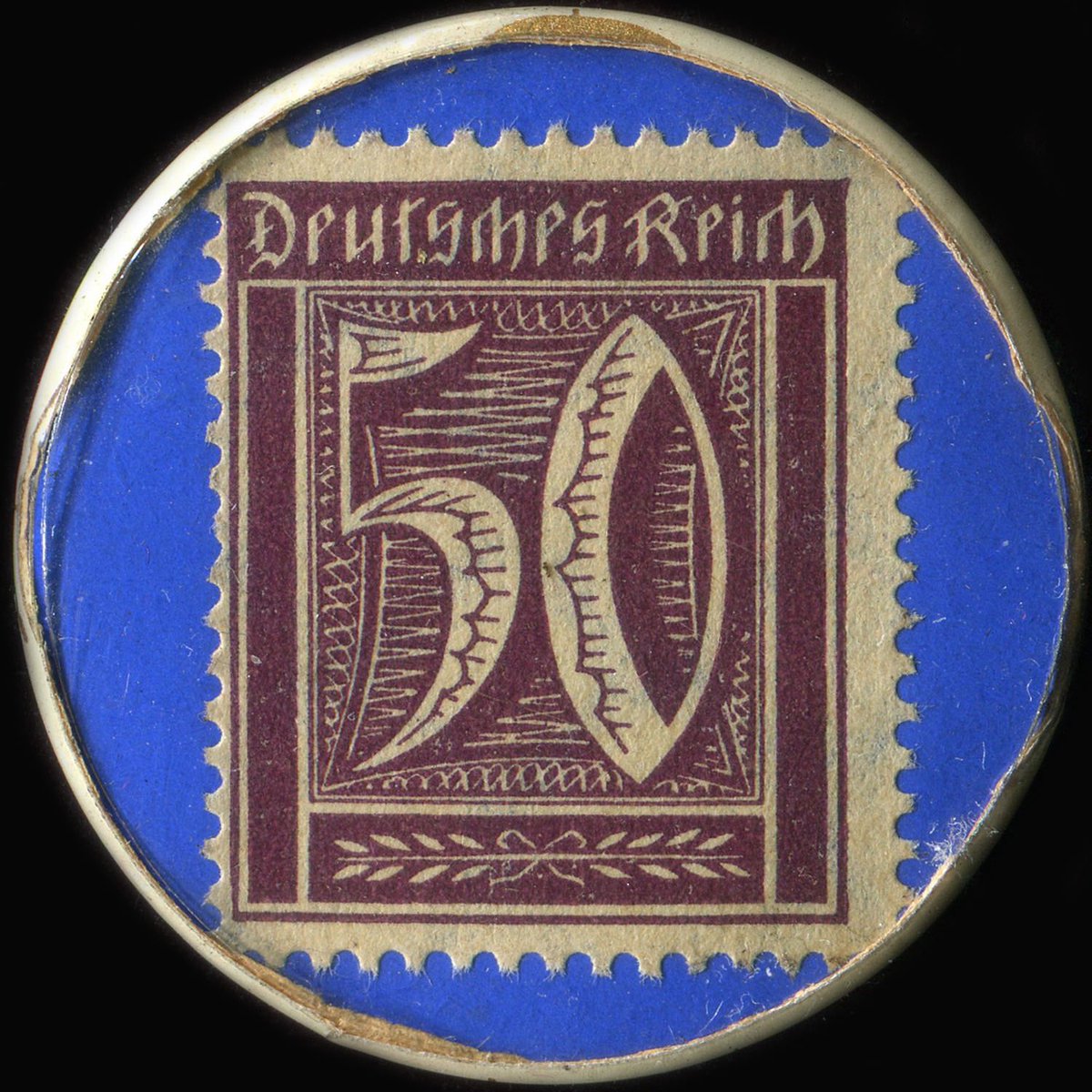 monnaie_de's tweet photo. Timbres-monnaie Cycles Legia (Herstal) https://t.co/a806R0lsYF via @monnaie_de timbre de 50 pfennig sur fond bleu dans une capsule en celluloïd de 32,5 mm et 0,50 gramme, très rare. https://t.co/W5DE4Ky1wg