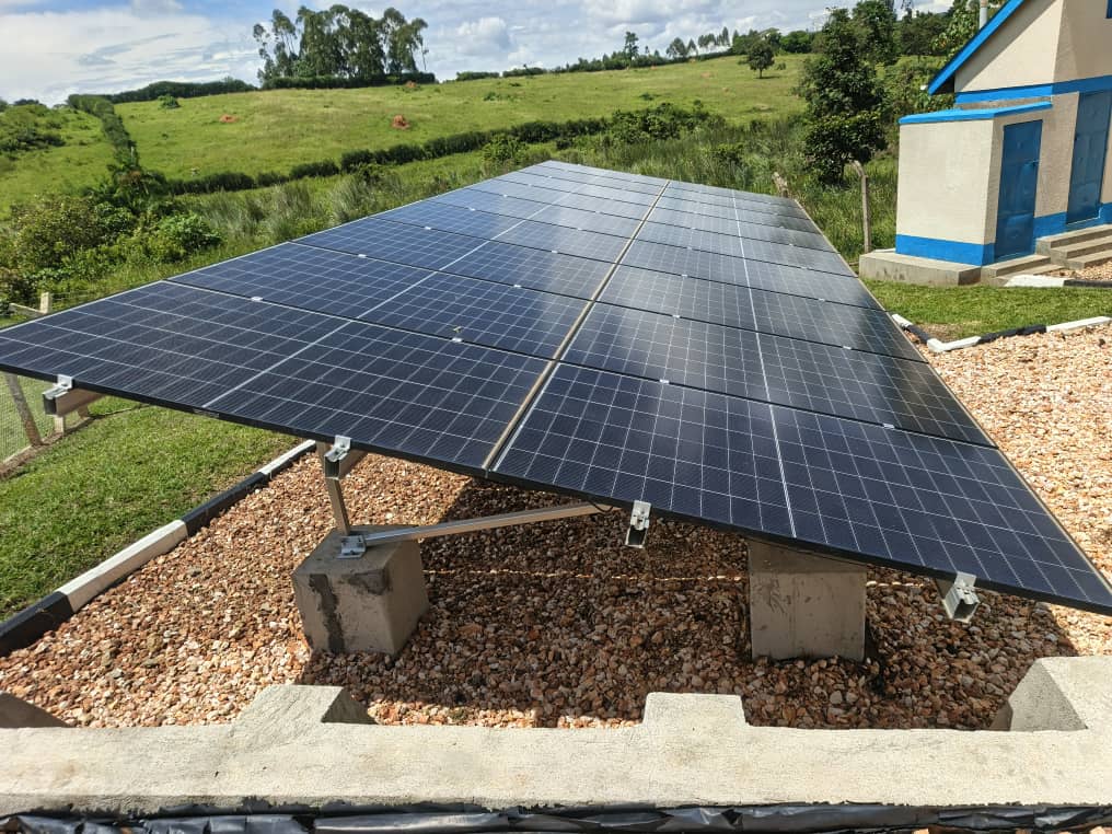 UmbrellasWatsan's tweet photo. #Umbrellaworks #MWUWS

Umbrella of Water and Sanitation–MidWest joined stakeholders for the technical site handover of Kakooga(Bunyangabu), Kyaterekera(Kagadi) and Nyabubaale(Biguli-kamwenge) solar Powered Water Supply Systems. https://t.co/pOFLY7OgvK
