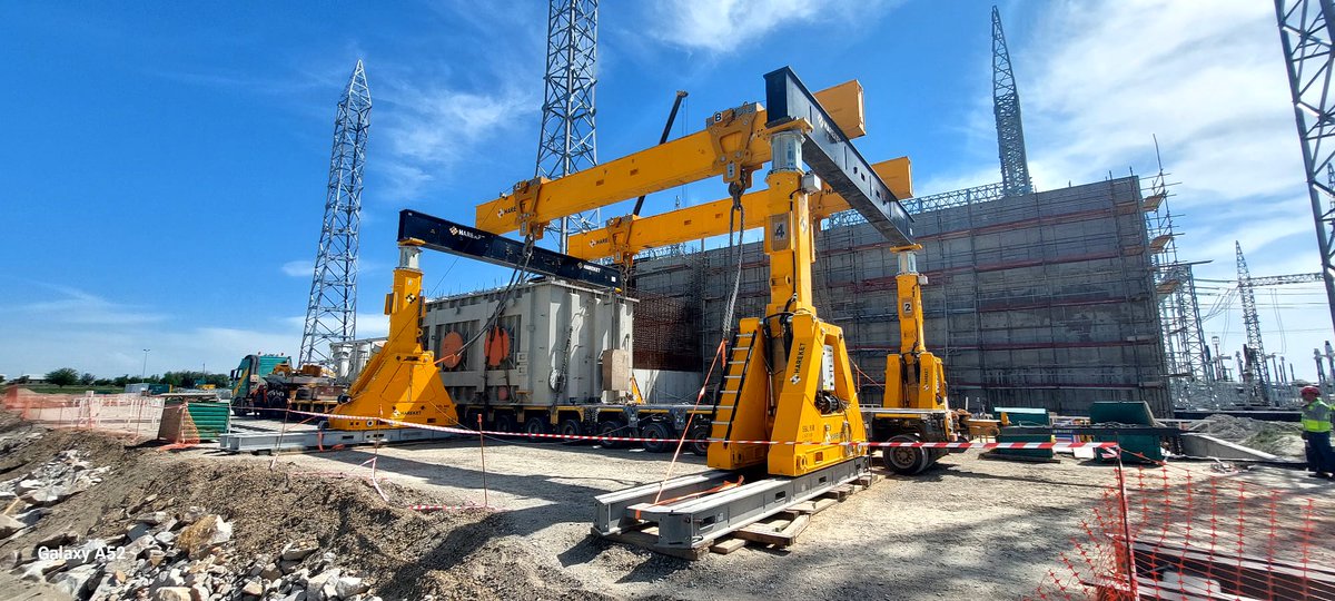 HareketProject's tweet photo. We continue to safely manage challenging operations in energy projects.⚡

The 4,500 km heavy cargo transportation operation from Wuhan, China to Navoi, Uzbekistan was successfully completed.
 
The skidding and installation operations of the transformers, measuring 11 meters in length, 5 meters in width, 4 meters in height, and weighing 255 tons, were carried out using the ENERPAC SBL900 hydraulic gantry system, and the transformers were successfully positioned on their foundations.
 
#HAREKET #HeavyTransportation #ProjectCargo #PowerPlant #China #Uzbekistan #GantrySystem