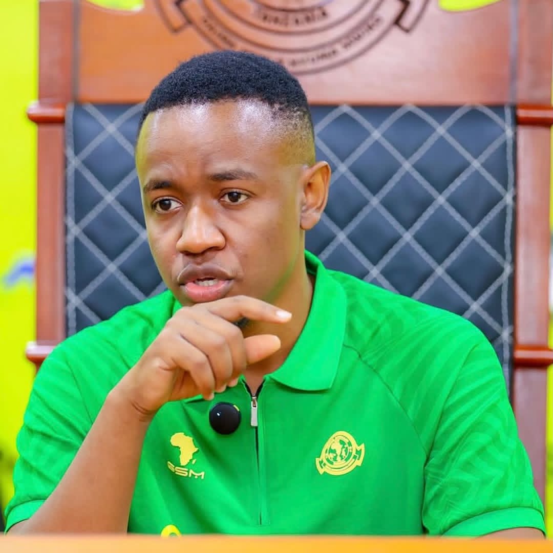 NjemaSteven's tweet photo. “Ukiachana na uwanja wa Taifa wa Morocco, hakuna uwanja utakaokuwa mzuri kuliko huu wa Yanga mpya” - Afisa Habari wa Yanga, Ali Kamwe. https://t.co/7AGanSBklJ
