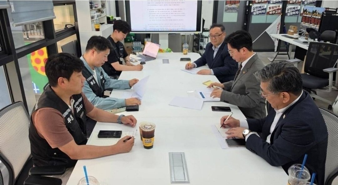 라이언홍 tweet media