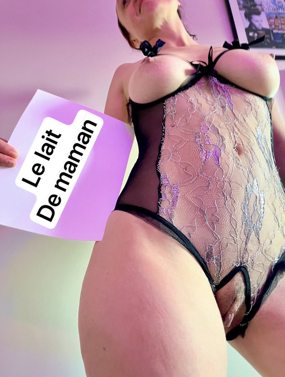 Elena 🔞 tweet media