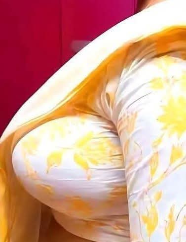 NBoopathikrish2's tweet photo. யப்பா என்னாம்ம இருக்கு தூக்கி நிறுத்தி தாங்கிபிடிக்கும் அந்த பிரவுக்கு தான் எவ்வளவு அதிர்ஷ்டம் ம்ம நமக்கு இல்ல இனிய மதிய வணக்கம் https://t.co/oZtG3MUpbH