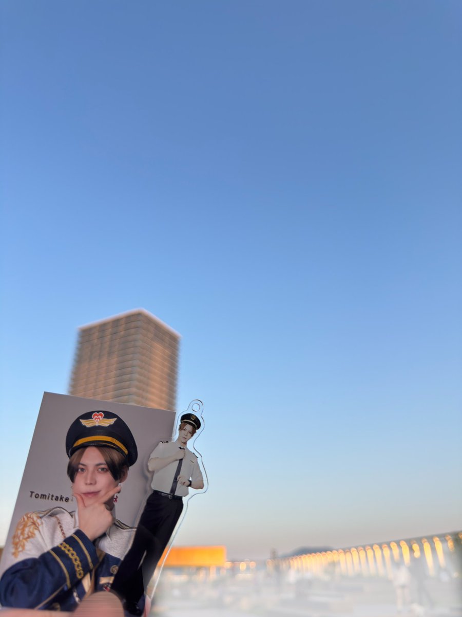 真顔 tweet media