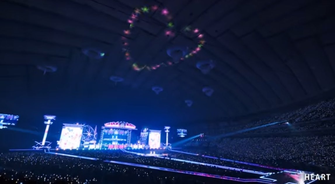 HEARTの時天井にこんなハートあったんだwwwww気付かんかったwwwwww