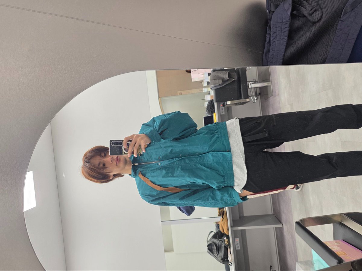 에이 tweet media