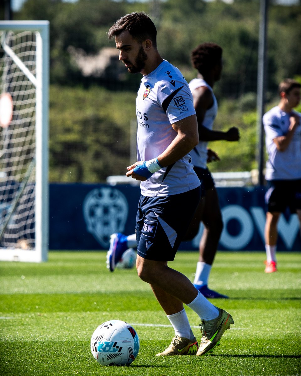 Levante UD tweet media