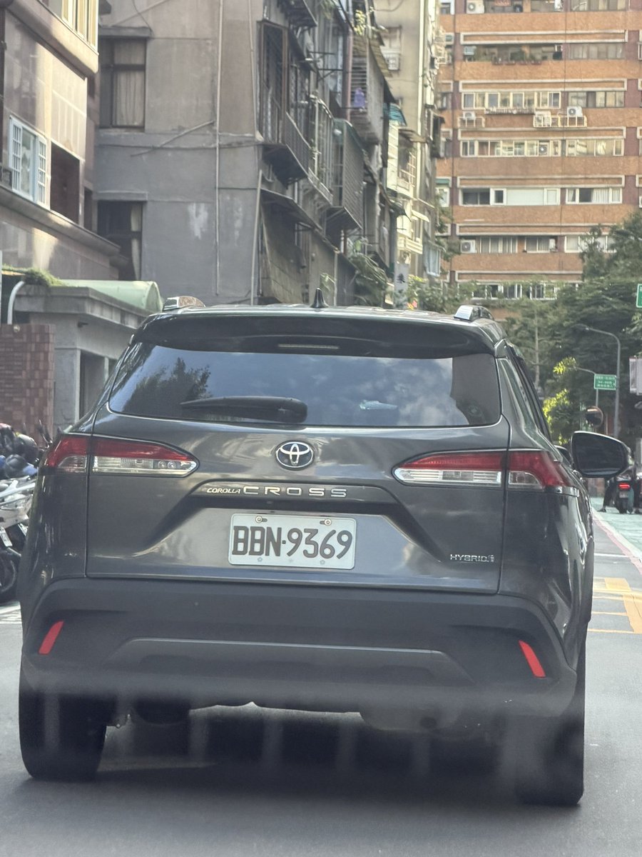 台湾で納車なら言ってくださいよ〜🤣 まさか希少な左ハンドルだとは🤣🤣👍