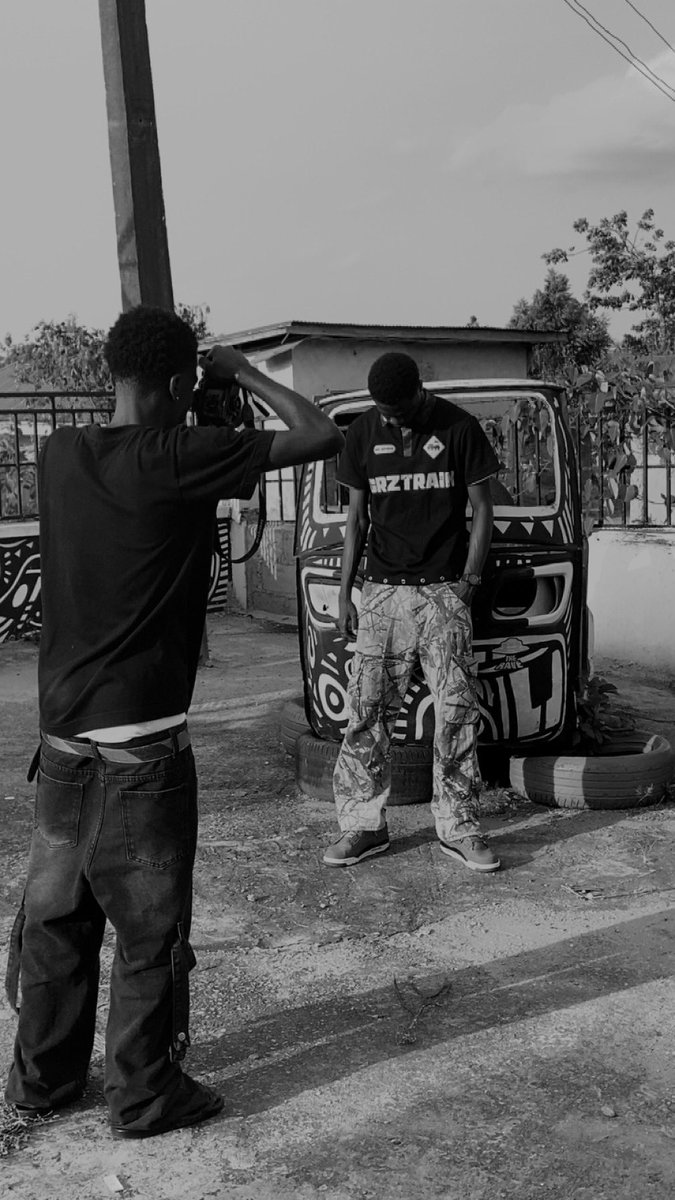 OGO36 tweet media