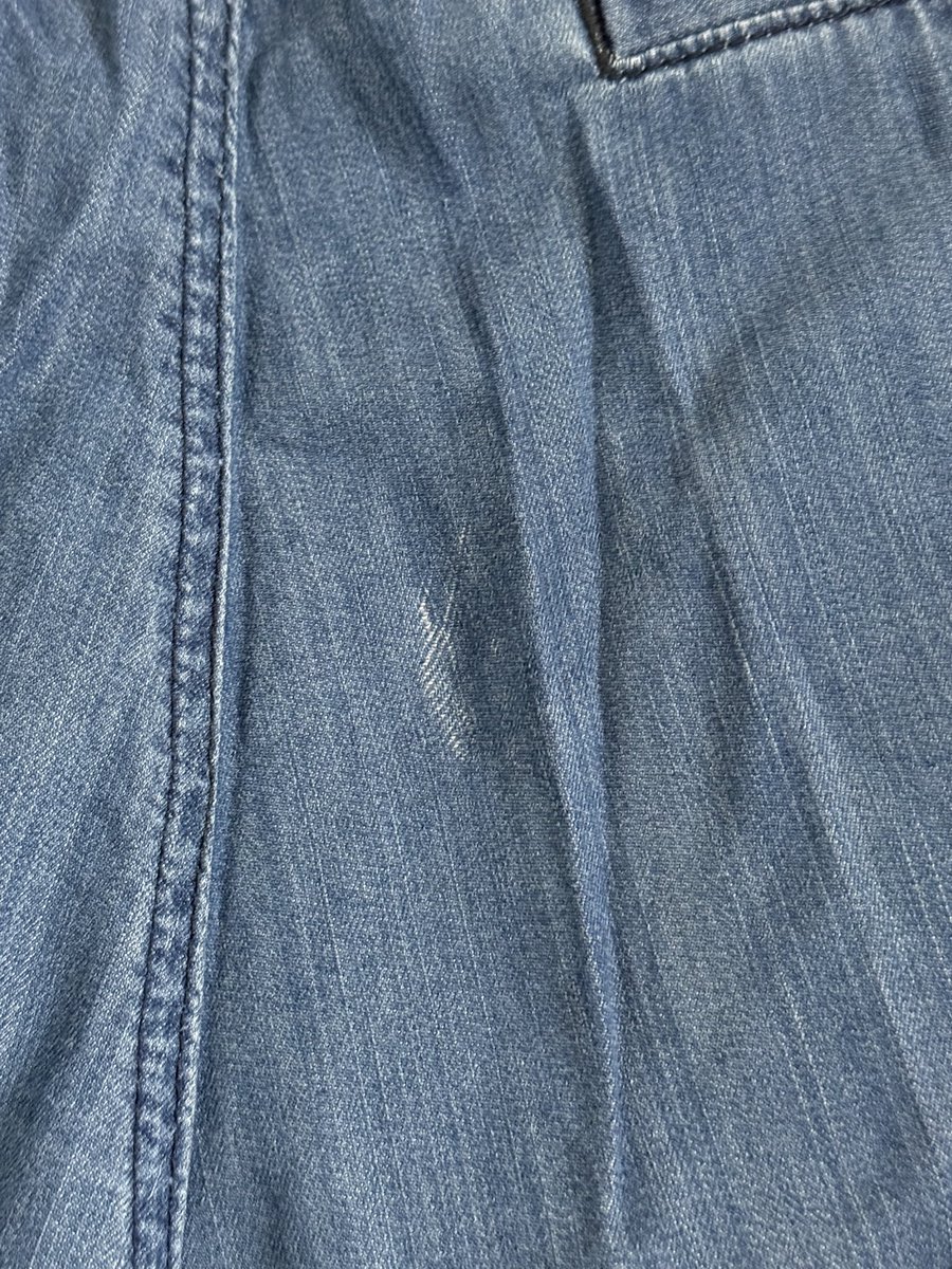 ningspou's tweet photo. CLOSSHI Soft Jeans Kulot
[80k]

• PRELOVED Soft Jeans Kulot
• ada defect sedikit bekas gesekan warna putih kecil di permukaan denim
• jarang dipakaii
• ALL SIZE (Fit sampai Big Size) 
• bahan jeans soft, tidak tebal dan kaku, dan flowy bgt

🍊 https://t.co/XmTw4Xbrga https://t.co/PQA0DxQEHt