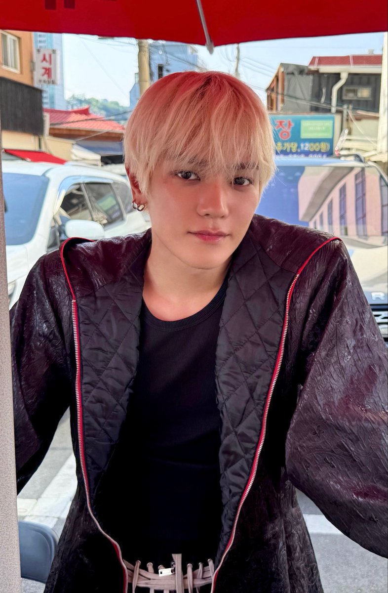 ฟริน tweet media