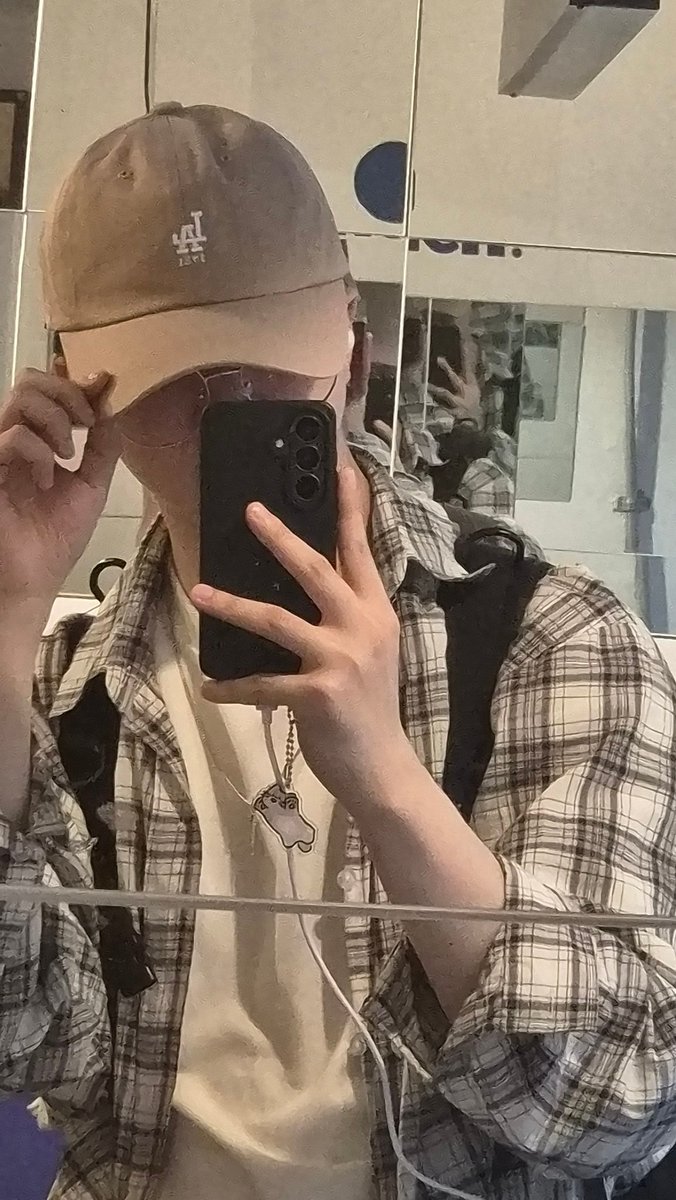 오리 tweet media