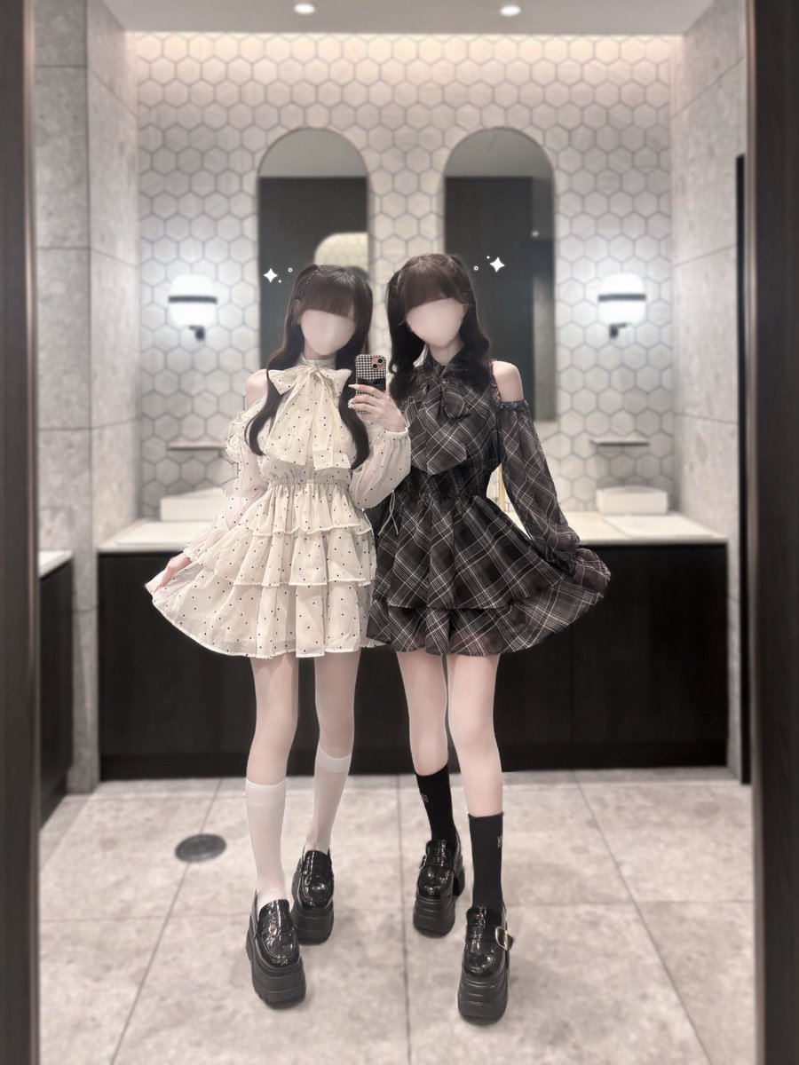 𝒎𝒊𐙚 tweet media