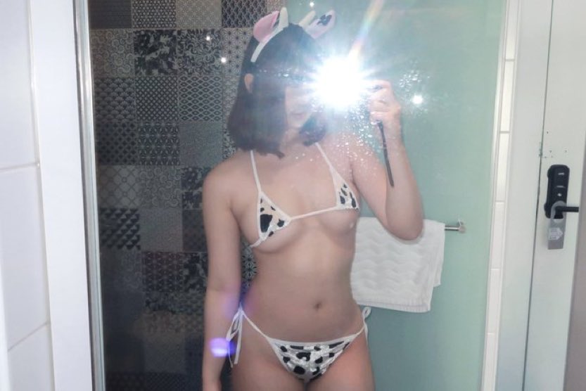 08’s 唔小心凸左粒lin 出嚟 tweet media