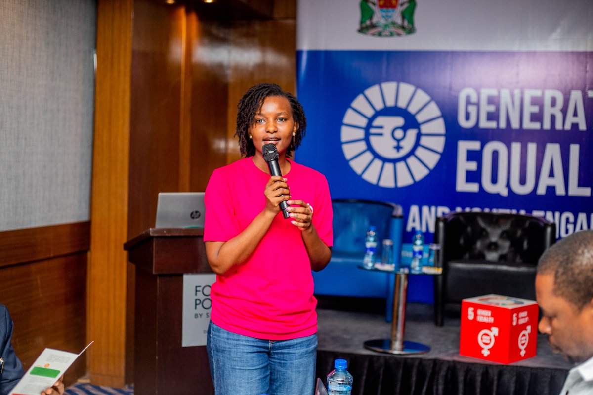 ElimikaWikiendi's tweet photo. Kupitia AGCCI pia nilipata fursa ya kwenda Ethiopia na kukutana na vijana waliopata mafunzo chini ya @unwomentanzania ambapo tulibadilishana uzoefu.
#KizaziChenyeUsawa #GenerationEquality https://t.co/65oQEuRTzj