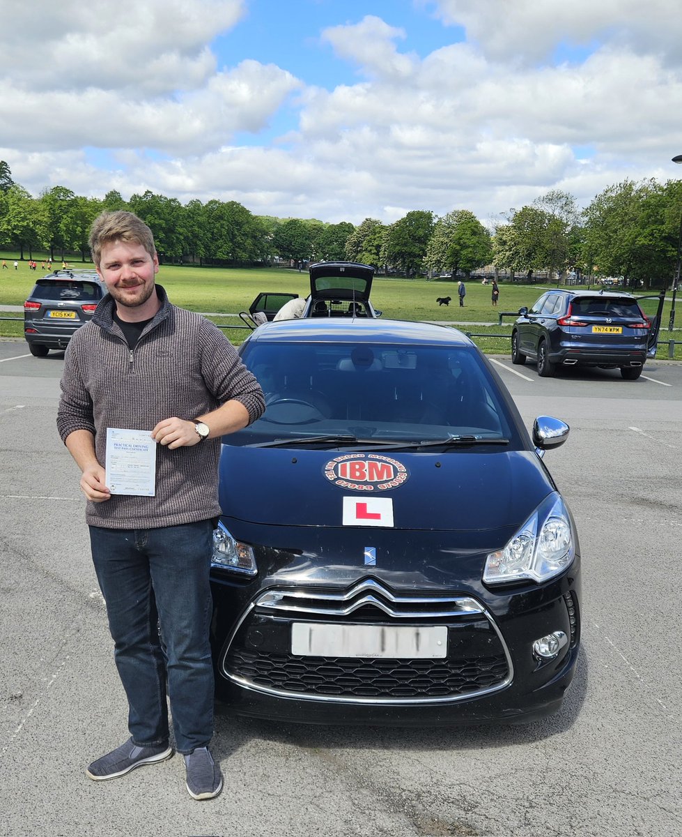 IanB_Motoring's tweet photo. Congratulations to @IanB_Motoring pupil RYAN WARD, who has passed his driving test with just three driver faults. https://t.co/2FEWrwh1gf