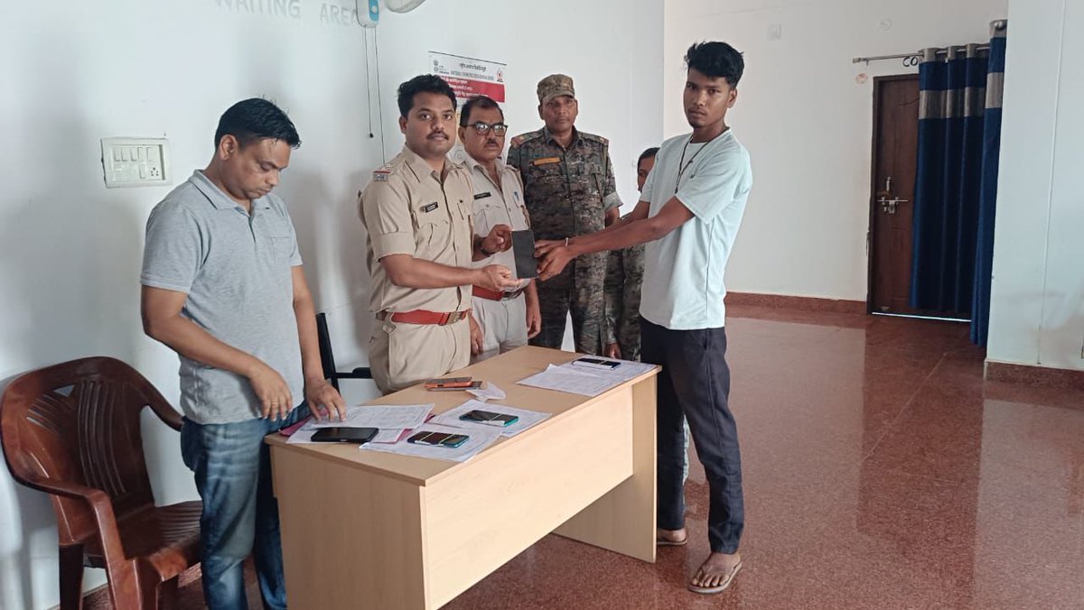 Gumla Police tweet media