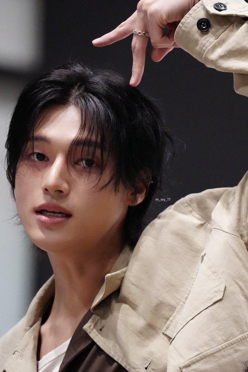 wy ☆ tweet media