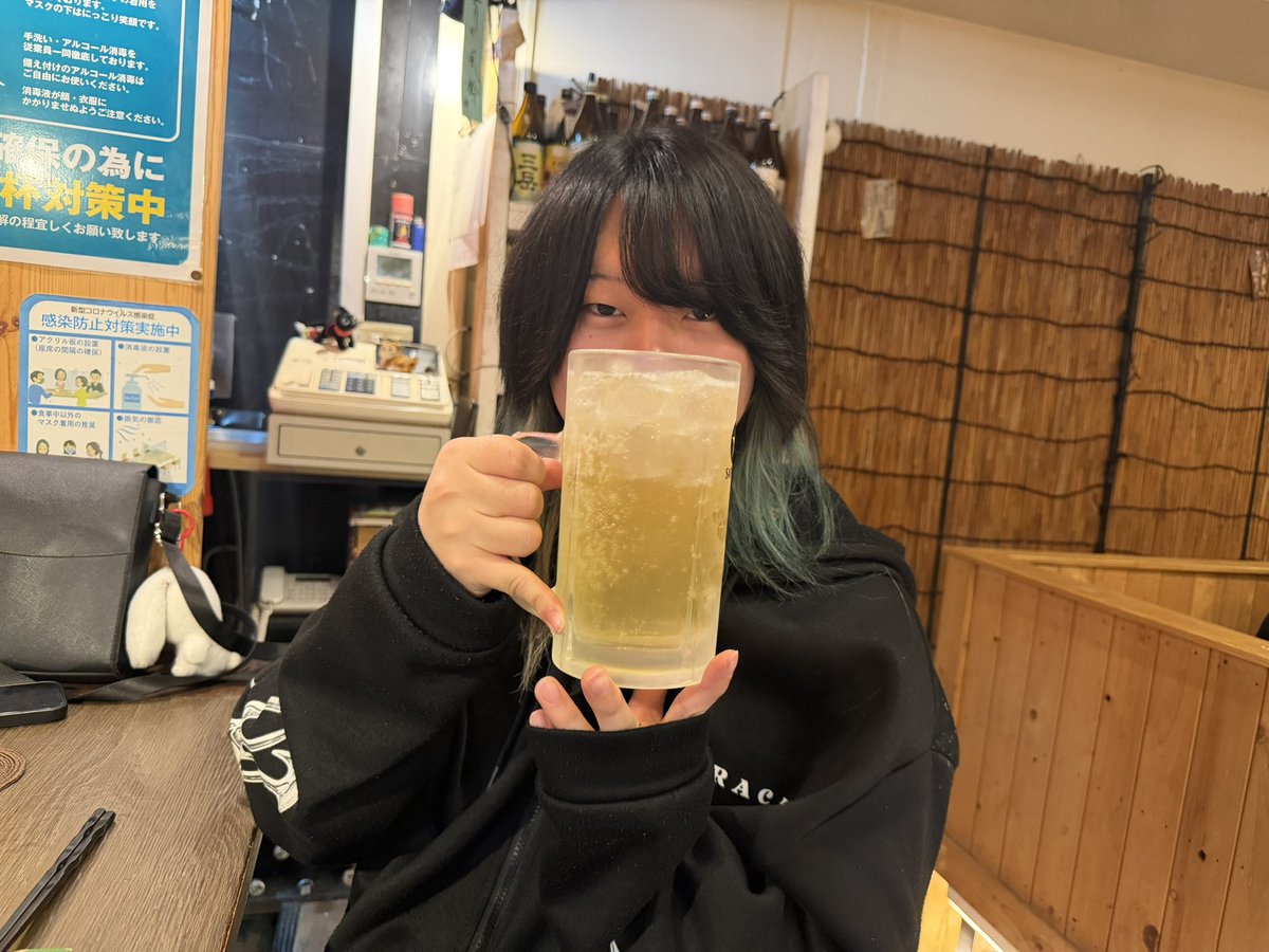 うめたろう tweet media