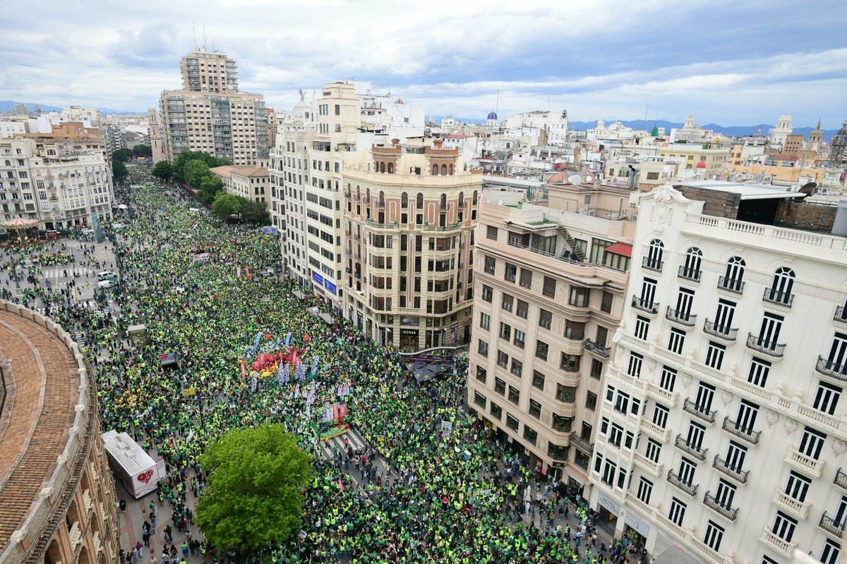 Valencia Plaza tweet media