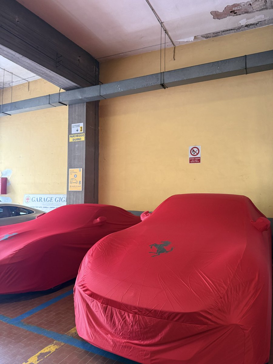 LeBarbu75's tweet photo. Petit dump du road trip en Italie

Vive l’achat revente de LUXE ! https://t.co/DAEHIhibO4