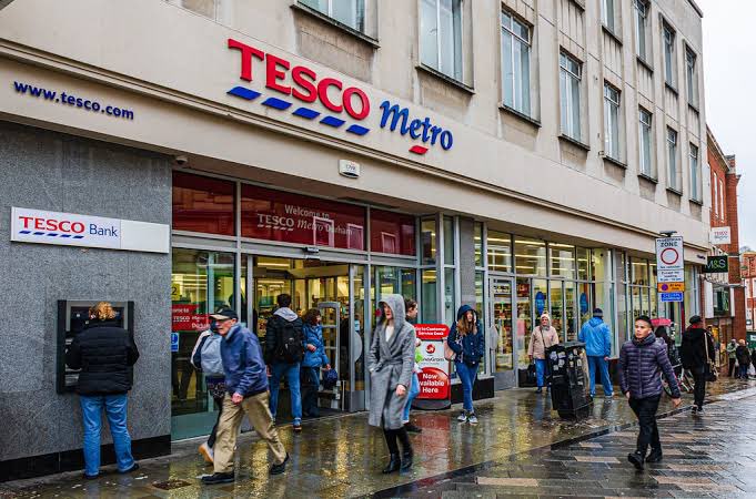 mjdaly57's tweet photo. Tesco Express in Durham Market Square. A couple of weeks ago this item was selling at £2.25. It then went up to £2.45. Today, it is retailing for £2.65. How do you justify these price increases in such a short space of time?

@Tesco #Greedflation #SupermarketRipOff @marykfoy https://t.co/fywkvEl7Kx