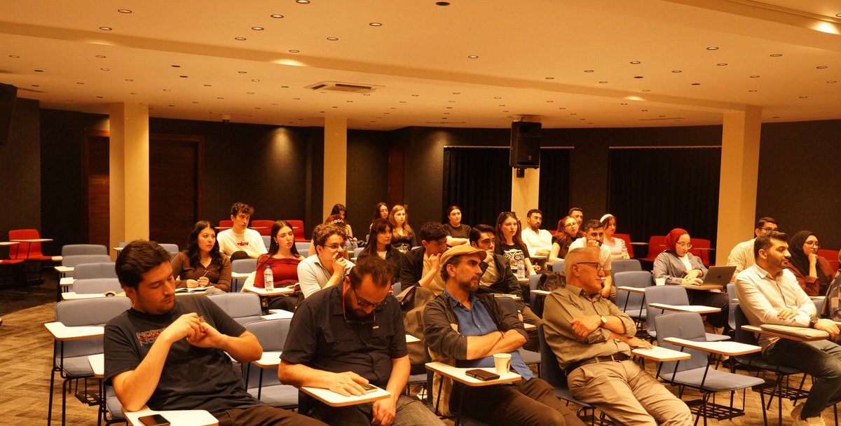 ASBU_TLL's tweet photo. Necmettin Erbakan Üniversitesi emekli öğretim üyesi Prof. Dr. Ahmet Yılmaz, 12 Mayıs Salı günü "İlkleri Üretmek yahut İlk Üretenlerden Olmak" başlıklı bir seminer vermiştir. https://t.co/vNZY1Cc4cH