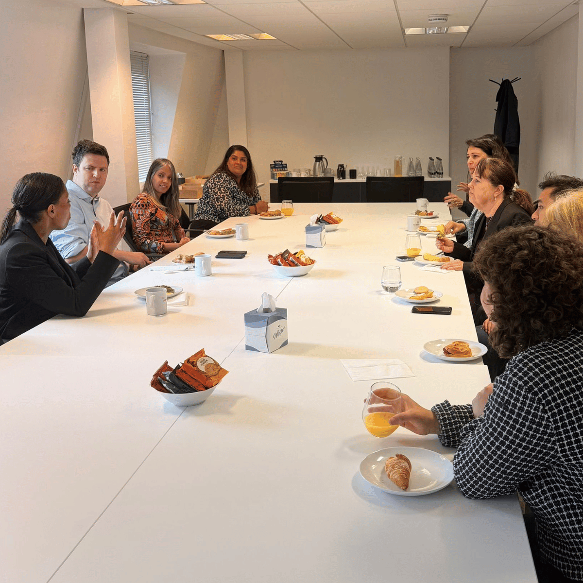 GilsonGray's tweet photo. Yesterday morning, we welcomed colleagues and peers to our newly refurbished London office for our first Family Law Breakfast Club. 
 
Join us on Thursday, 17 September 2026, from 8:45am to 10:00am for the next one! 

Click here to sign up: https://t.co/bi9iXaXyS7 https://t.co/jotbZZnLvh