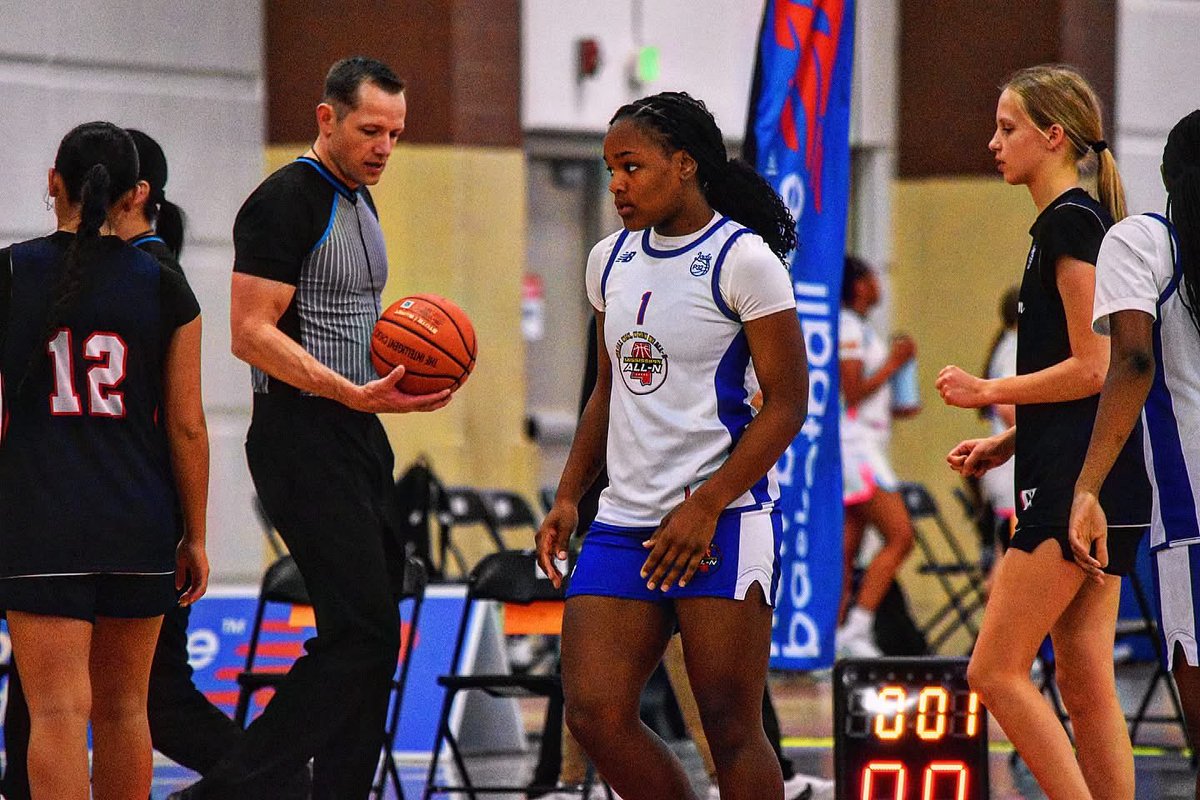 Laikyn Moore 🏀🏃🏾♀️🥎 tweet media