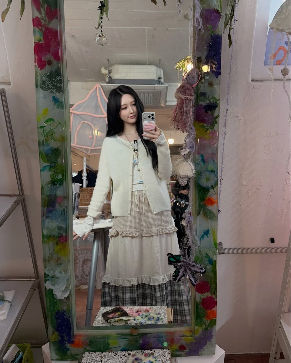 GAEUL PH tweet media