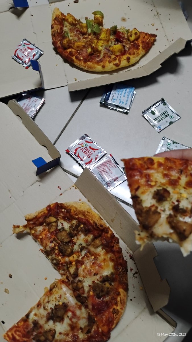 Sabaree_K's tweet photo. @dominos_india The pizzas delivered today were very hard and cold and can't be chewed. The #pizza eating experience was very bad. The quality of service for the amount charged is worst and heavily #unsatisfactory. I need a #resolution for the penny I paid.
#worst_customer_service https://t.co/2UySeEotjD
