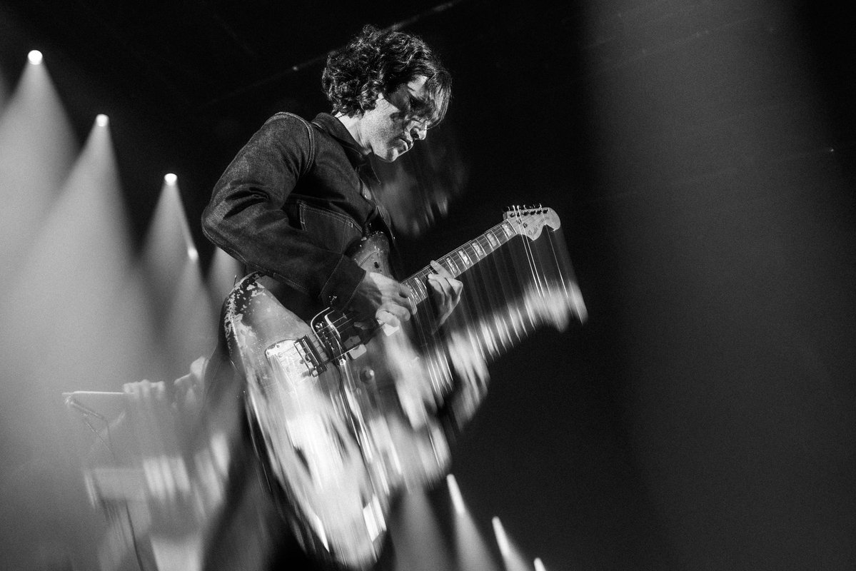 The Neighbourhood tweet media
