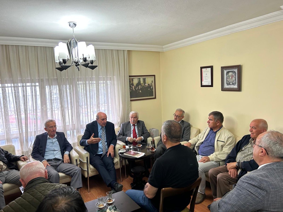 Demokraside Birlik tweet media