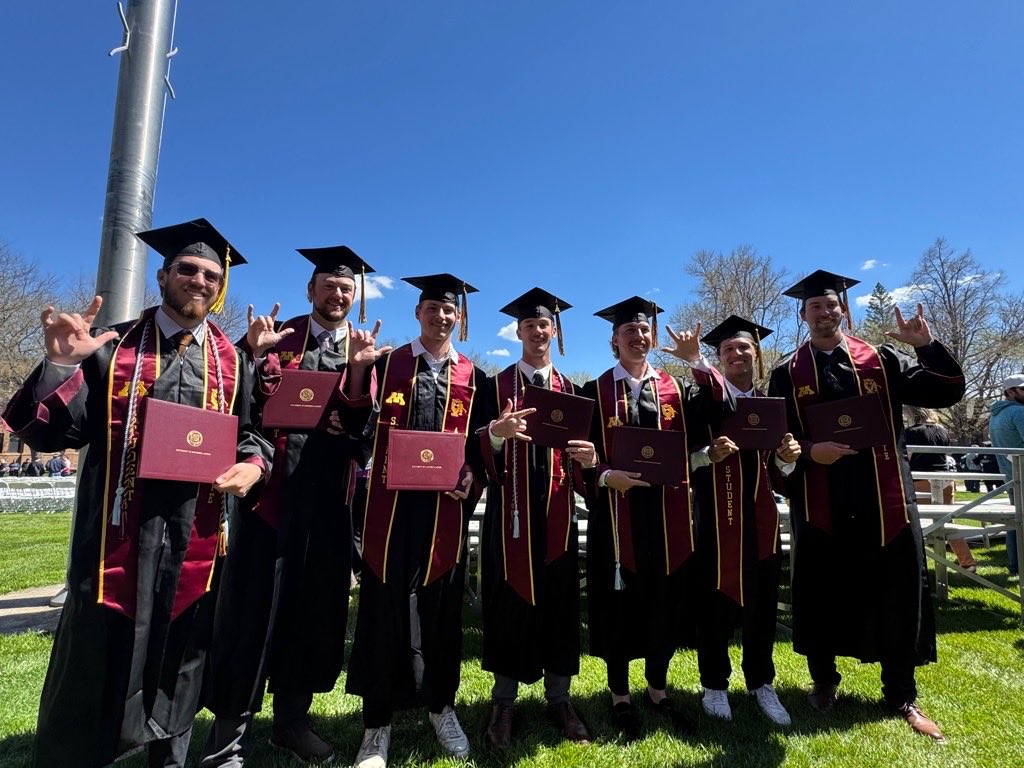UMMCougarBB's tweet photo. Thank you Seniors 😢 🫶

#PlayforthePile https://t.co/wuzDRRUJRb