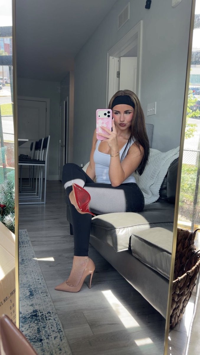Goddess Liliana 👸🏻 tweet media